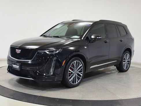 Used 2024 Cadillac XT6 Sport w/ Technology Package AWD/4WD image 5