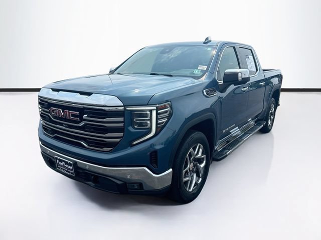 Used 2024 GMC Sierra 1500 SLT w/ SLT Premium Plus Package RWD image 3