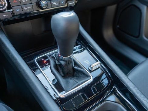 New 2026 Jeep Compass Limited image 25