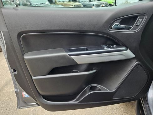 Used 2021 Chevrolet Colorado ZR2 w/ Colorado ZR2 Bison Edition image 11