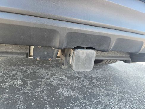 Used 2023 Porsche Cayenne Platinum Edition image 17