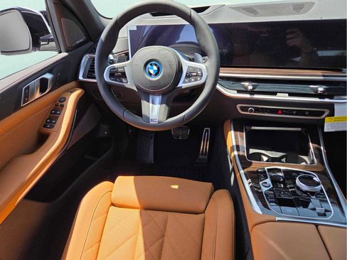 New 2026 BMW X5 xDrive50e AWD/4WD image 10