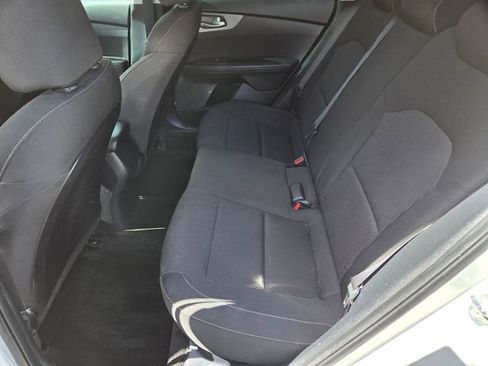 Used 2019 Kia Forte LXS image 12