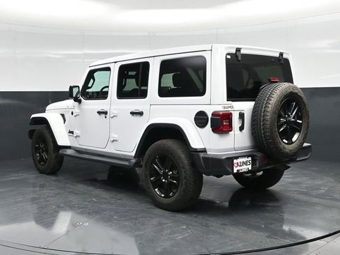 Used 2023 Jeep Wrangler Altitude image 8