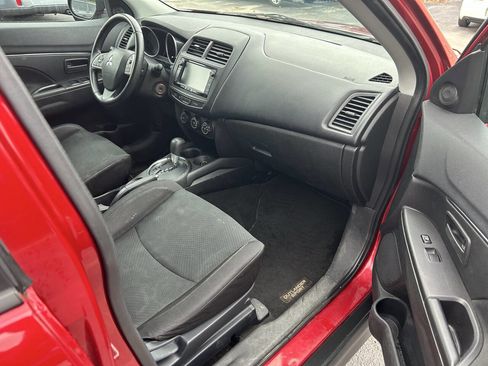 Used 2015 Mitsubishi Outlander Sport ES image 9
