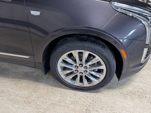 Used 2017 Cadillac XT5 Platinum AWD/4WD image 7