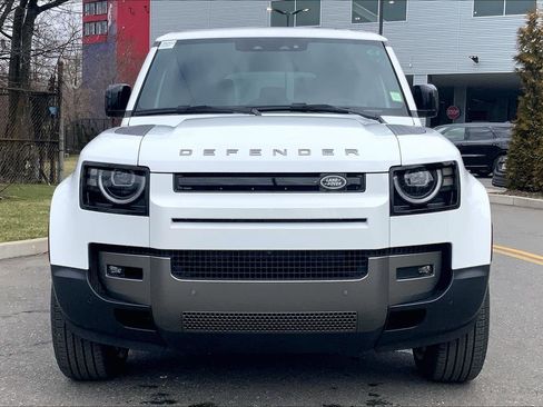 New 2026 Land Rover Defender 110 S image 3