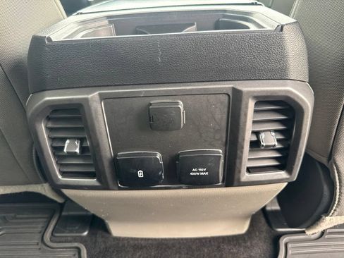 Used 2017 Ford F150 XLT w/ Equipment Group 302A Luxury AWD/4WD image 26