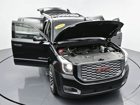 Used 2020 GMC Yukon Denali w/ Denali Premium Package image 52