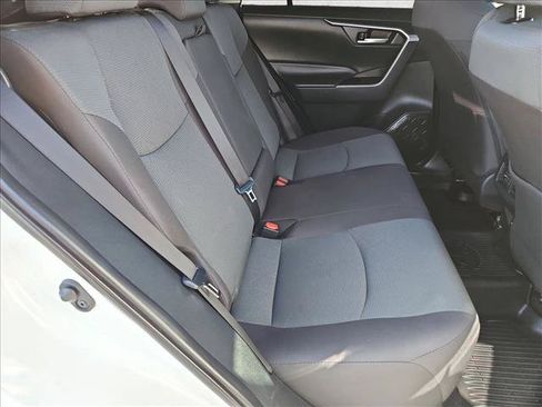 Used 2025 Toyota RAV4 XLE w/ Convenience Package FWD image 19