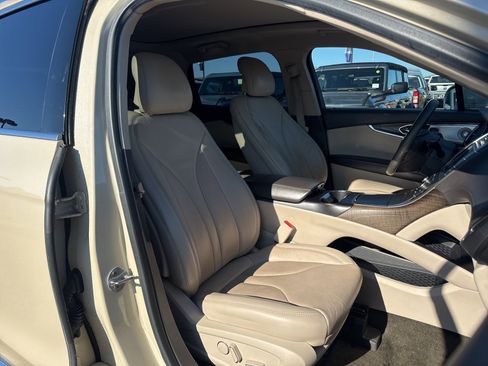 Used 2018 Lincoln MKX Reserve w/ Luxury Package image 14