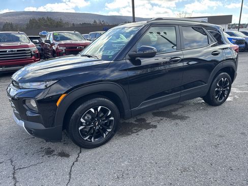 Used 2023 Chevrolet TrailBlazer LT w/ Convenience Package image 8