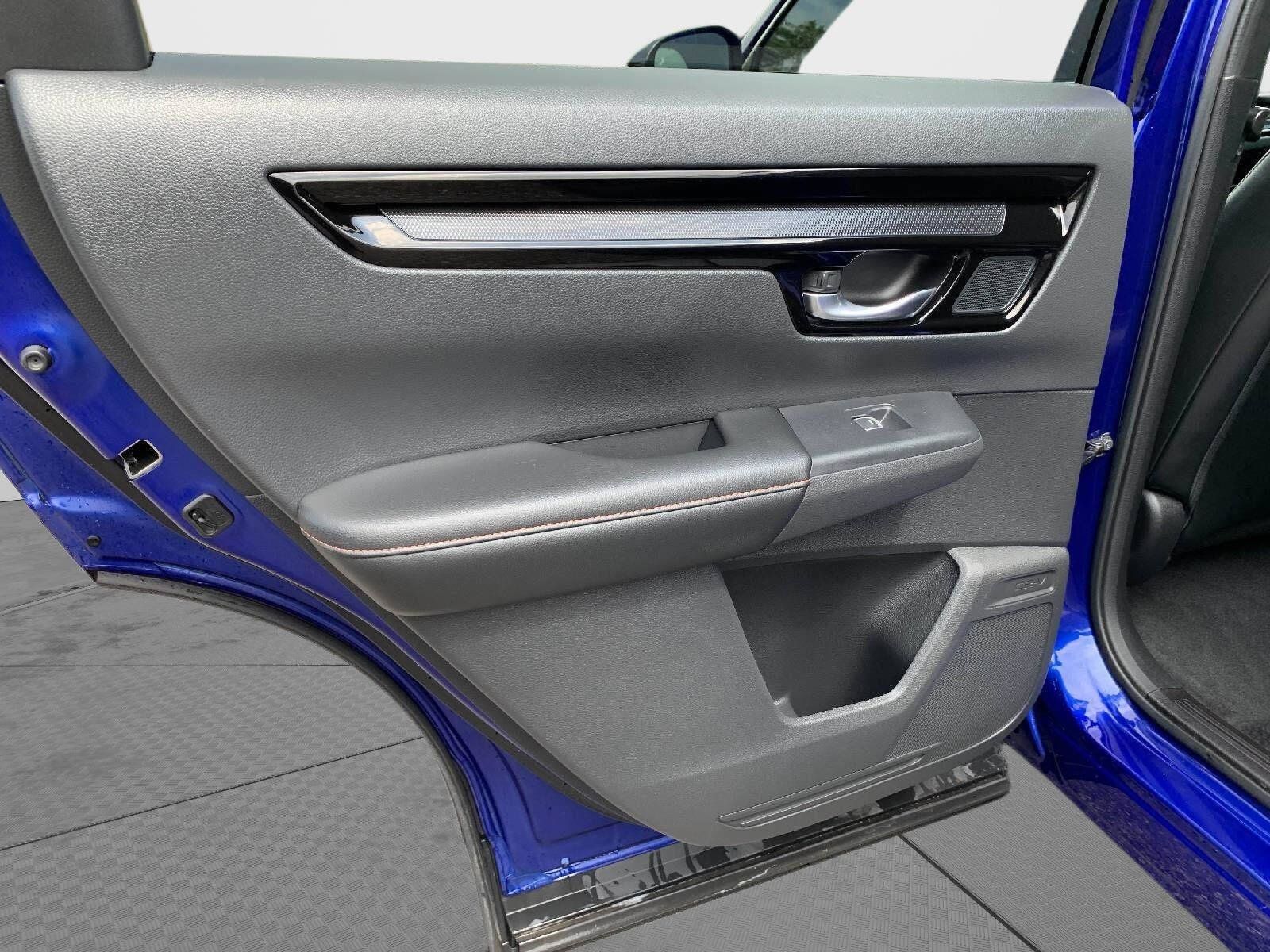 Certified 2025 Honda CR-V Sport Touring image 36