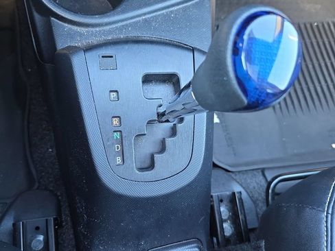 Used 2015 Toyota Prius C Four FWD image 28