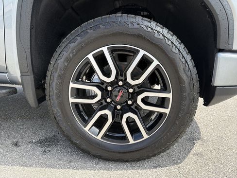 New 2026 GMC Sierra 1500 AT4 w/ AT4 Premium Package image 15