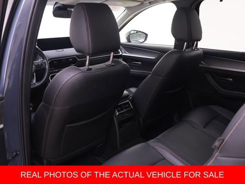 Used 2025 MAZDA CX-70 3.3 Turbo w/ Preferred Package image 11