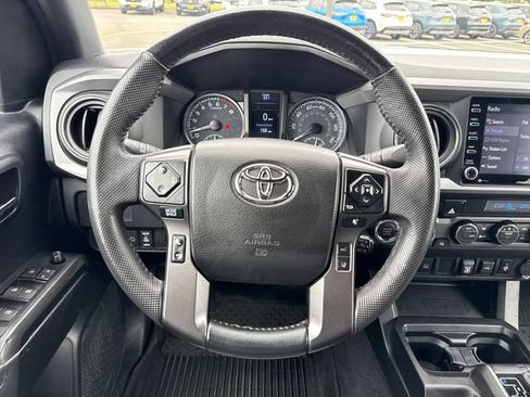 Used 2021 Toyota Tacoma TRD Off-Road AWD/4WD image 15