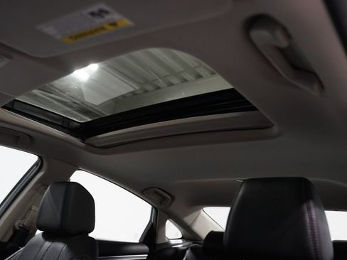 Used 2017 Honda Civic Touring image 33