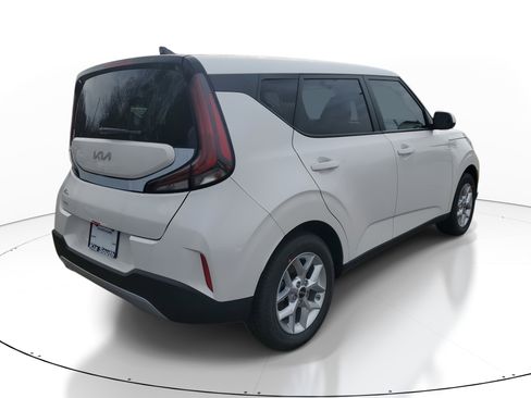 New 2025 Kia Soul LX image 6