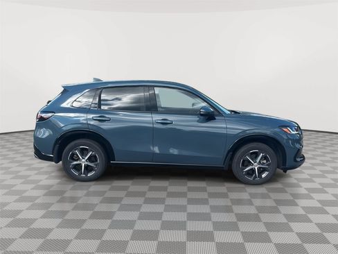 Certified 2025 Honda HR-V EX-L image 32