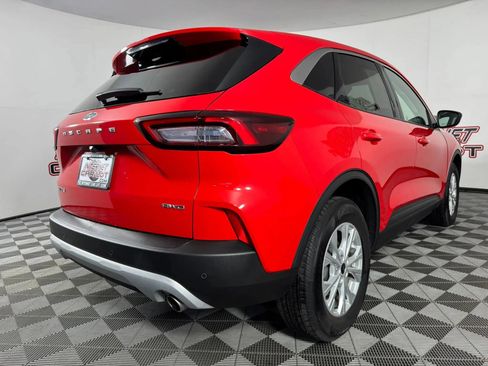 Used 2024 Ford Escape Active w/ Tech Pack #1 AWD/4WD image 27
