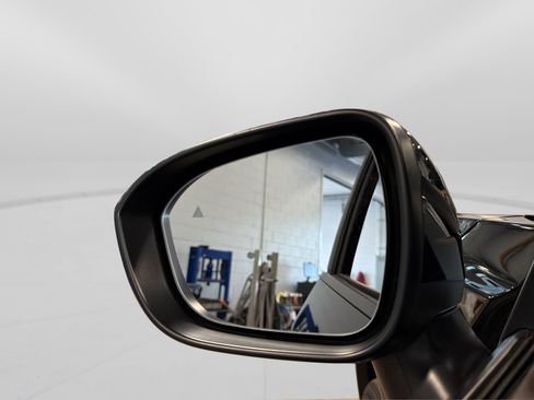 Used 2023 Nissan Rogue SV AWD/4WD image 14