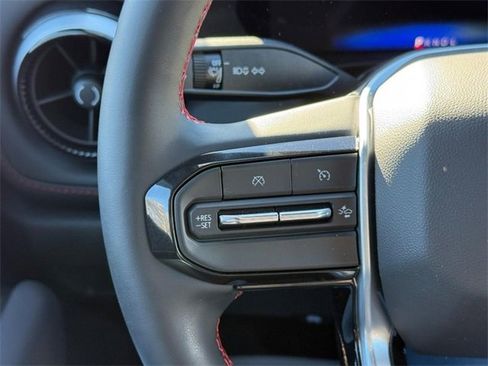 Used 2025 Chevrolet Colorado Z71 w/ Z71 Convenience Package 2 image 20