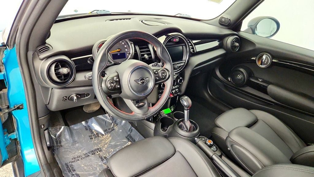 Used 2019 MINI Cooper S w/ Premium Package FWD image 12