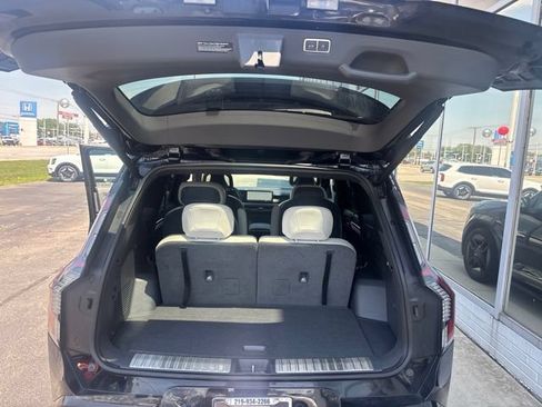 Certified 2024 Kia EV9 GT-Line AWD/4WD image 19