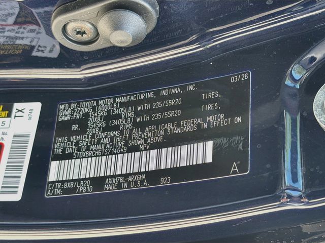 Used 2026 Toyota Highlander Limited AWD/4WD image 46