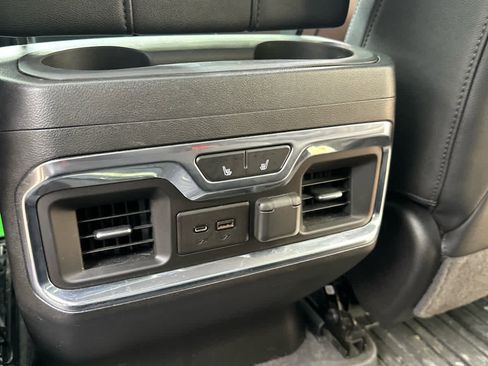 Used 2021 GMC Sierra 1500 SLT w/ SLT Convenience Package AWD/4WD image 4