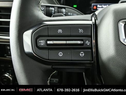 Used 2026 GMC Yukon Denali Ultimate image 12