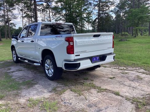 New 2025 Chevrolet Silverado 1500 Custom AWD/4WD image 3