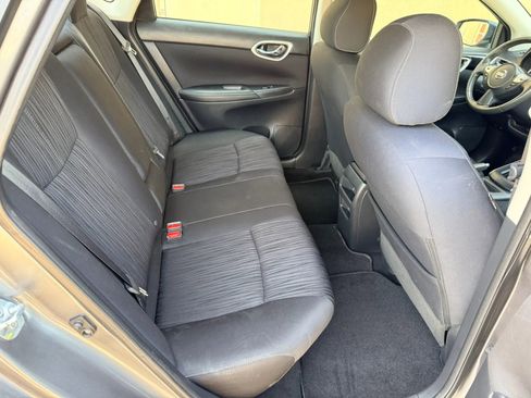 Used 2016 Nissan Sentra SV FWD image 20