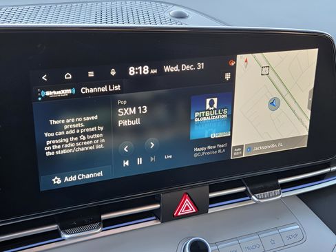 Used 2023 Hyundai Elantra Limited image 14