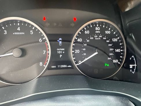 Used 2014 Lexus ES 350 w/ Luxury Package FWD image 9