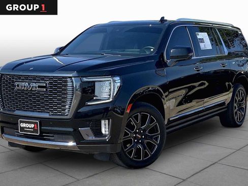 Used 2024 GMC Yukon XL Denali Ultimate AWD/4WD image 1