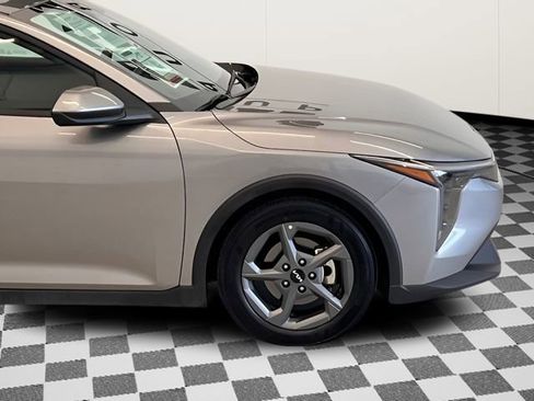 Used 2025 Kia K4 LXS image 6