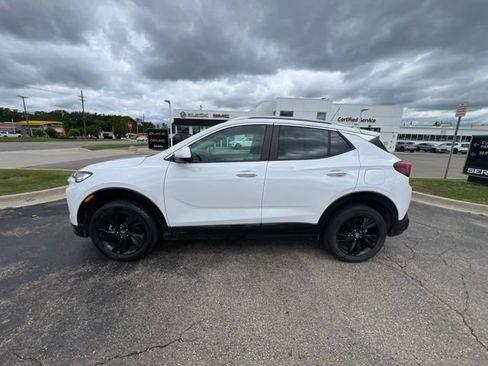 Used 2024 Buick Encore GX Sport Touring w/ Comfort Package AWD/4WD image 9