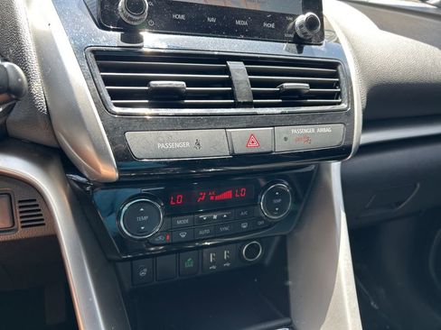 Used 2024 Mitsubishi Eclipse Cross SEL AWD/4WD image 35