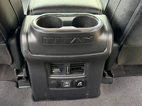 Used 2019 Nissan Titan PRO-4X image 30
