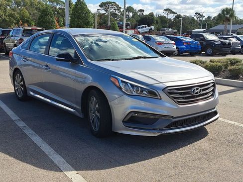 Used 2016 Hyundai Sonata Sport w/ Option Group 02 image 3