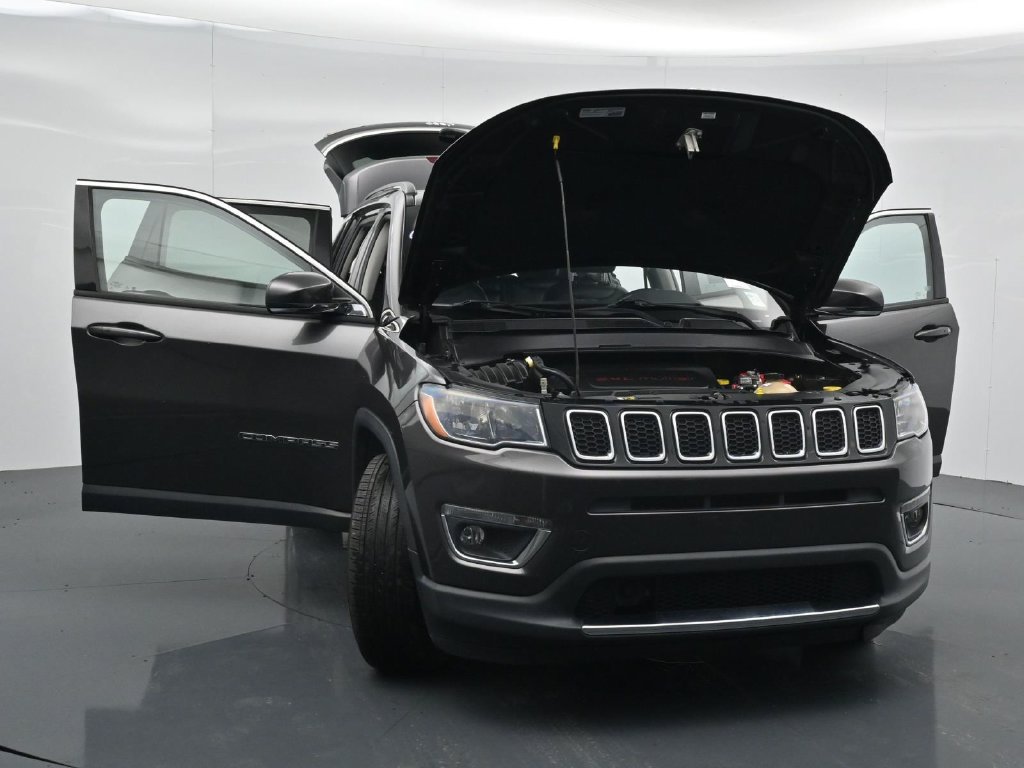 Used 2021 Jeep Compass Limited FWD image 35