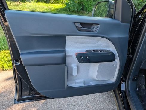 Used 2024 Ford Maverick XLT FWD image 29