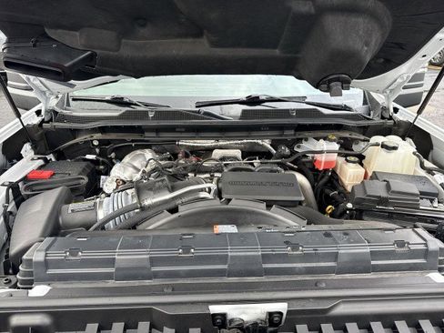 Used 2024 Chevrolet Silverado 3500 LTZ w/ LTZ Convenience Package image 17