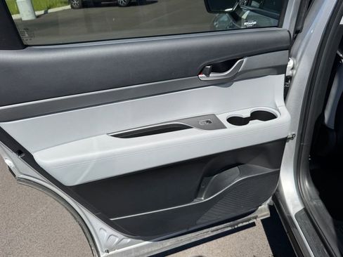 Used 2025 Hyundai Palisade SEL FWD image 19