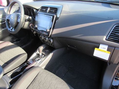 New 2026 Mitsubishi Outlander Sport LE AWD/4WD image 11
