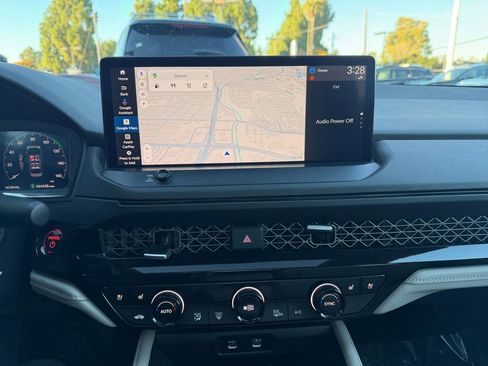 Used 2023 Honda Accord Touring image 19