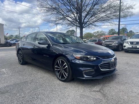 Used 2016 Chevrolet Malibu Premier w/ Driver Confidence Package II image 4