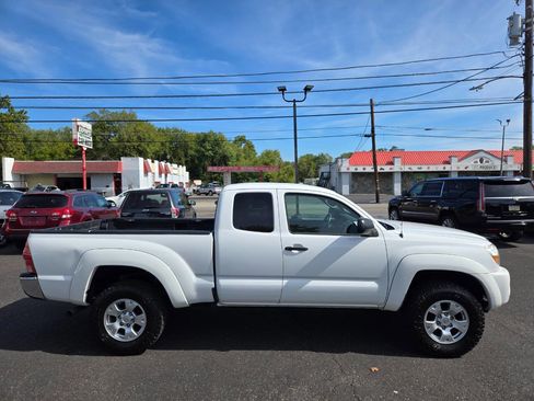 Used 2007 Toyota Tacoma PreRunner image 5